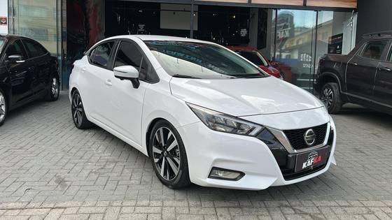 NISSAN VERSA 1.6 16V FLEX EXCLUSIVE XTRONIC NISSAN VERSA 1.6 16V FLEX EXCLUSIVE XTRONIC